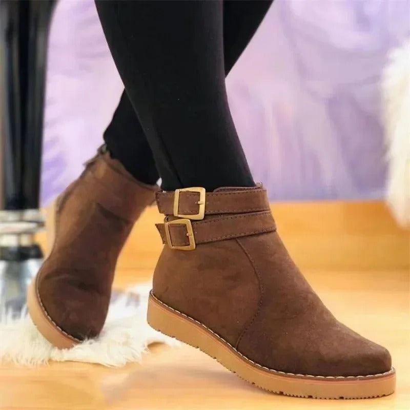 Catherine™ – Stivaletti plates à double boucle